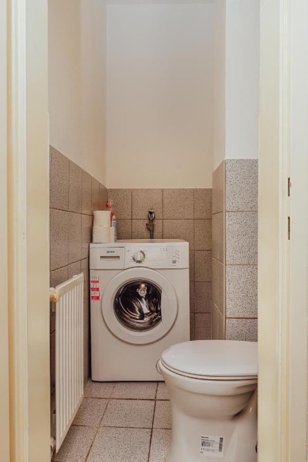 Ruhiges Terrassen Apartment Βιέννη Εξωτερικό φωτογραφία